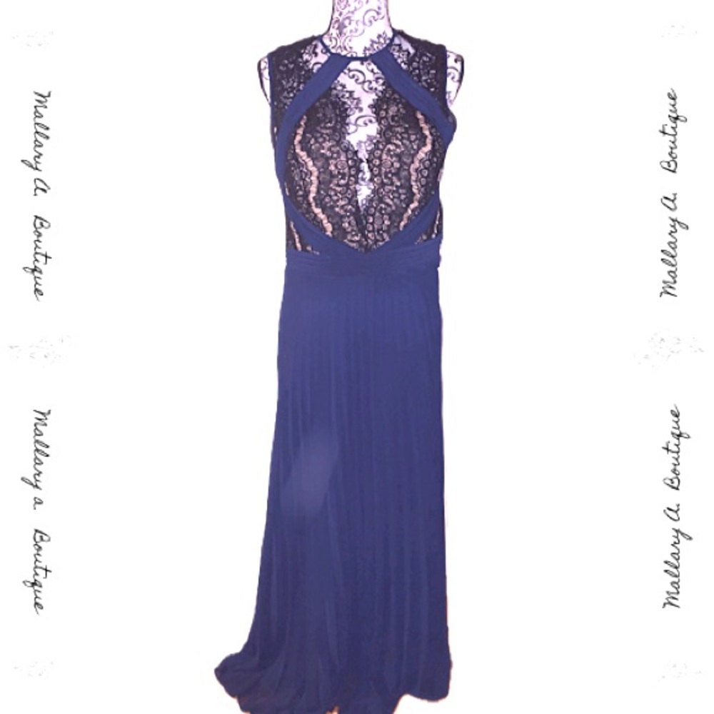 XSCAPE Navy/Black floor length formal occasions gown or prom dress